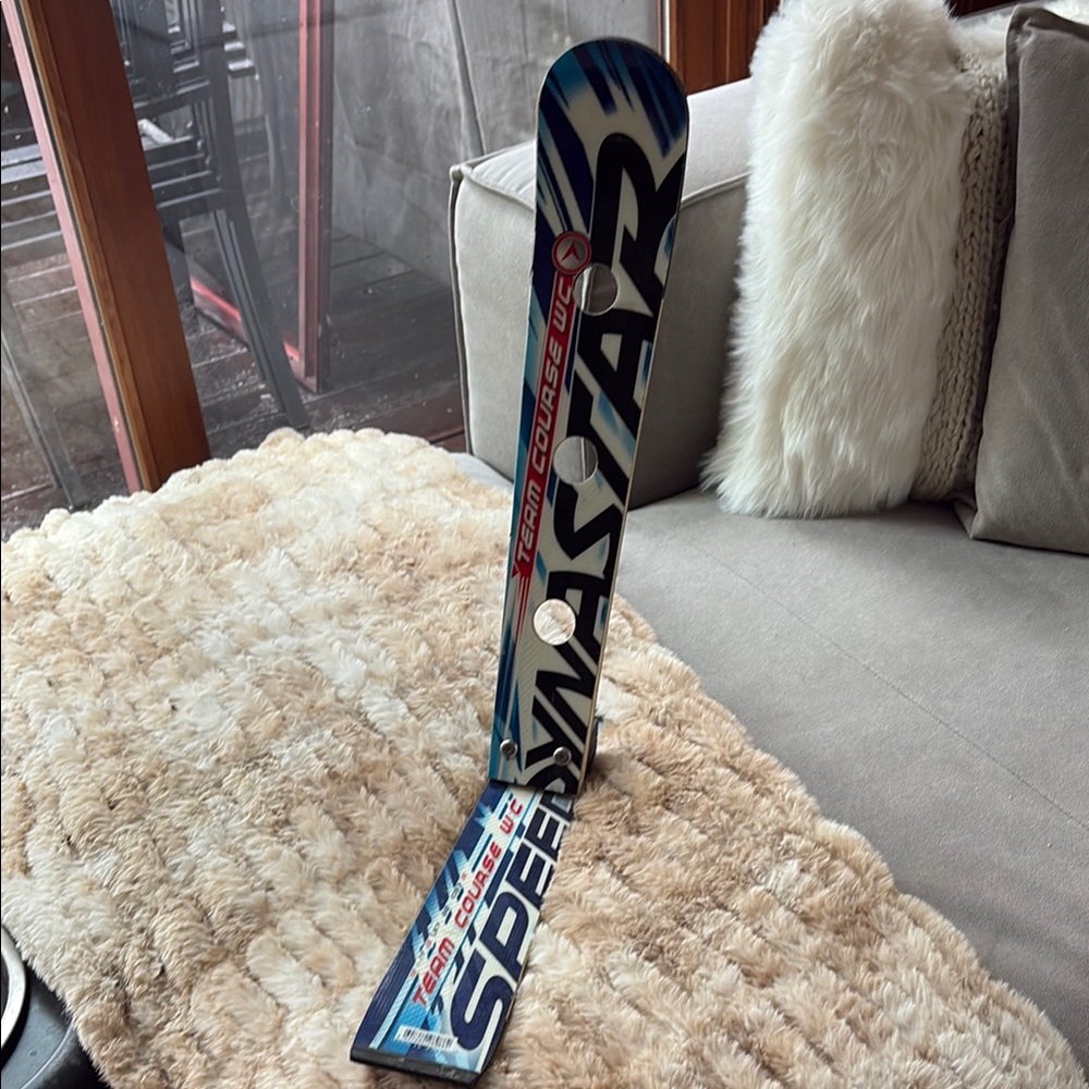 Ski wine rack